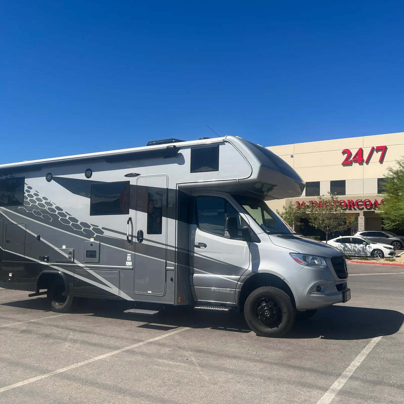 2027 Dynamax Corp Isata 3 Series 24TWMAWD Class C motorhome, photo 1 of 2